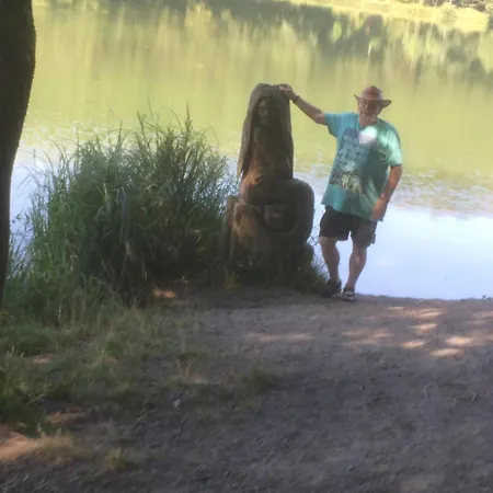 Waldsicht Und Dorfsicht *